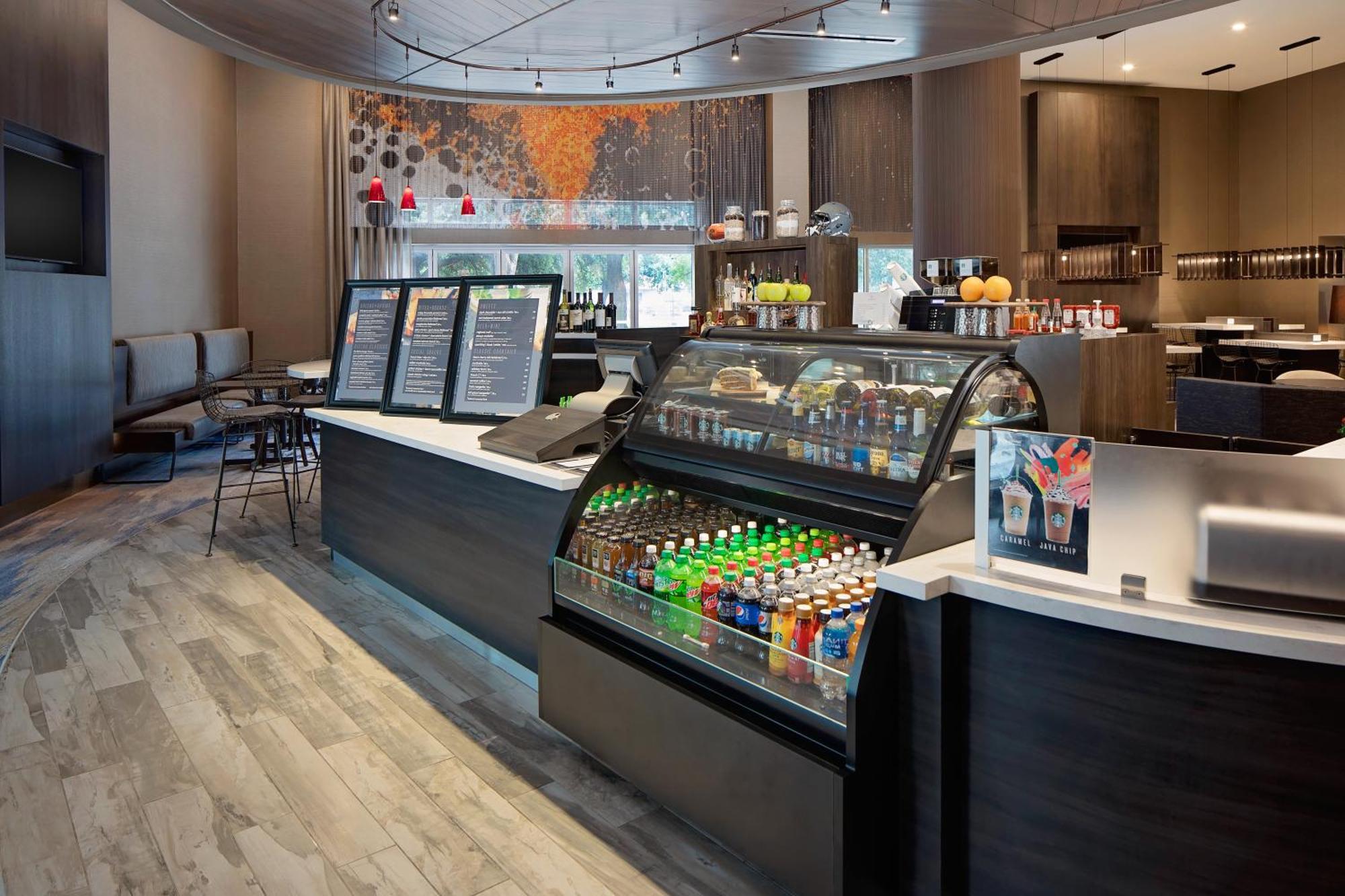 Courtyard By Marriott Downtown/reunion District Dallas