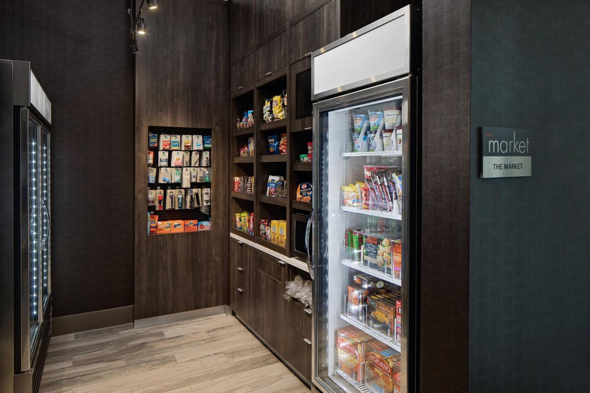 Courtyard By Marriott Downtown/reunion District Dallas